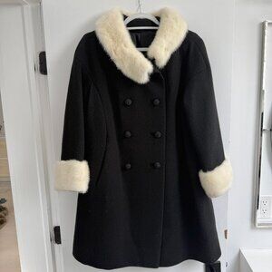 VINTAGE / FAIRBROOKE / Black Wool Coat with Genuine Fur Collar + Trim / Size S/M